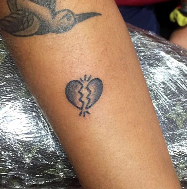 More Broken Heart Tattoos To Wear This Year