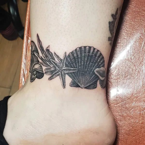 Seashell Ankle Bracelet Tattoo