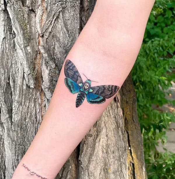 More Death Moth Tattoos That Can’t Be Ignored!