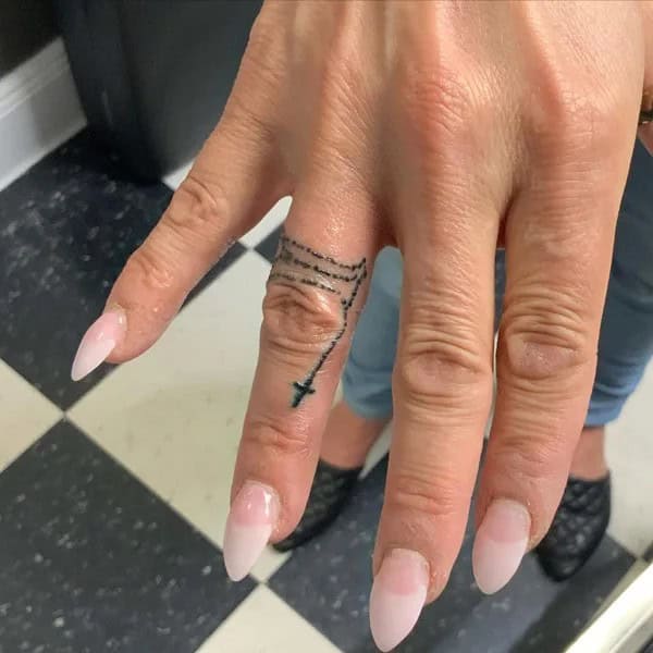 Rosary Finger Tattoo