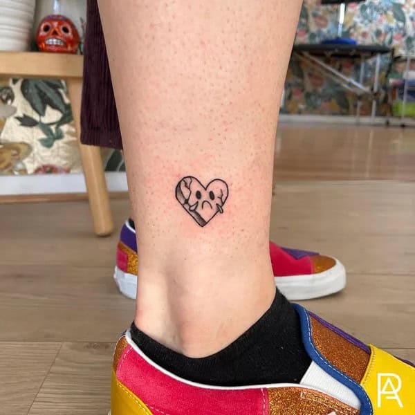 More Broken Heart Tattoos To Wear This Year