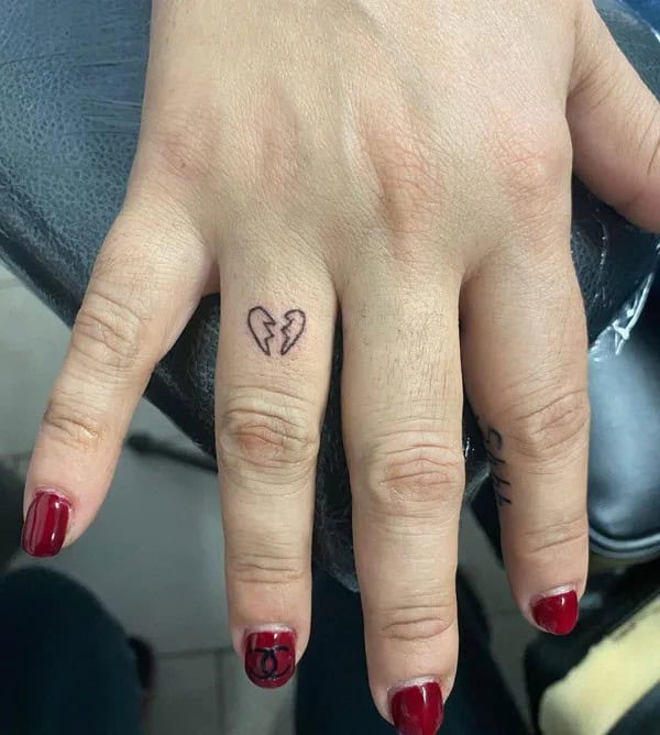 More Broken Heart Tattoos To Wear This Year