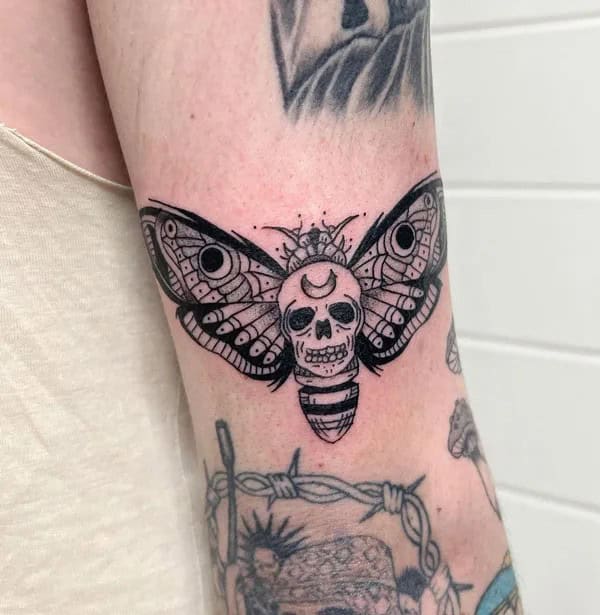 More Death Moth Tattoos That Can’t Be Ignored!