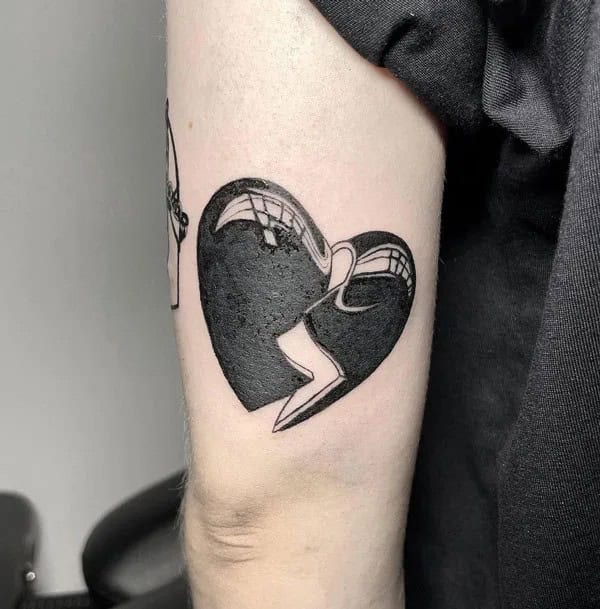 More Broken Heart Tattoos To Wear This Year