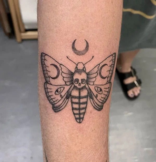 More Death Moth Tattoos That Can’t Be Ignored!